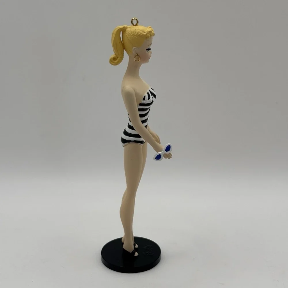 Hallmark Keepsake 1994 Edition Christmas Ornament Barbie Debut‎ 1959